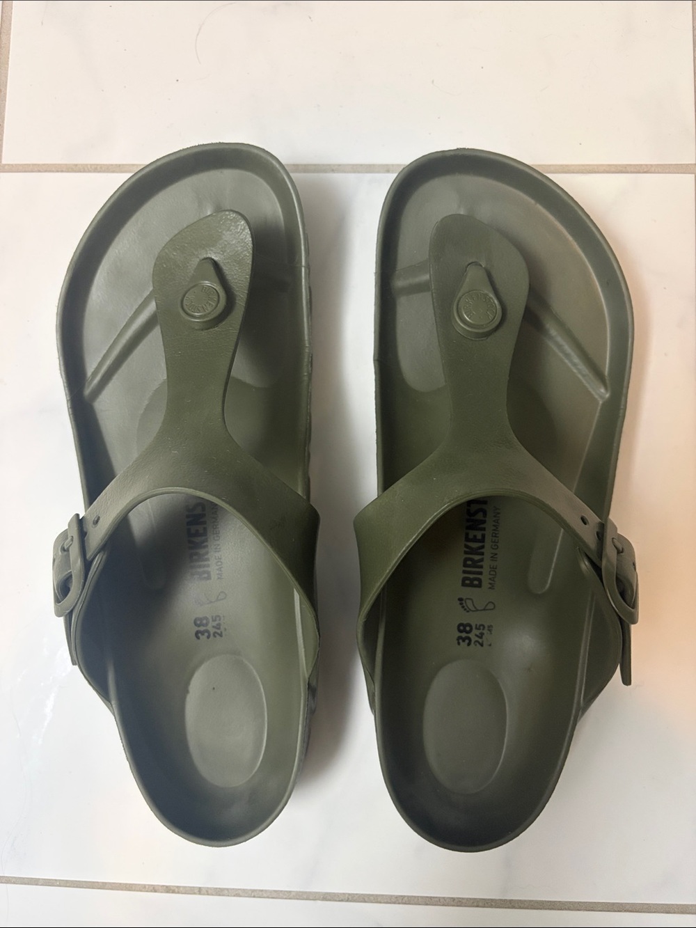 Birkenstock EVA Gizeh: 38 “Khaki” green